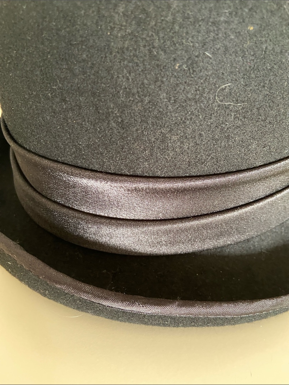 Vintage Style Black Cloche Hat - Picture 4 of 6